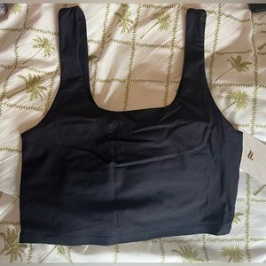 NWT Black Lydia Moisture-Wicking Built-In Bra Tank. Medium